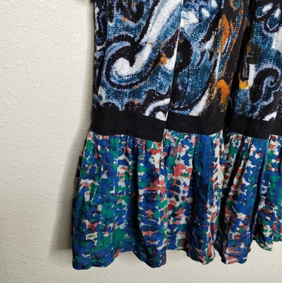 Anthropologie TRYB Silk Flowy Patterned Long Sleeve Dress Women's Size Small - Picture 2 of 9